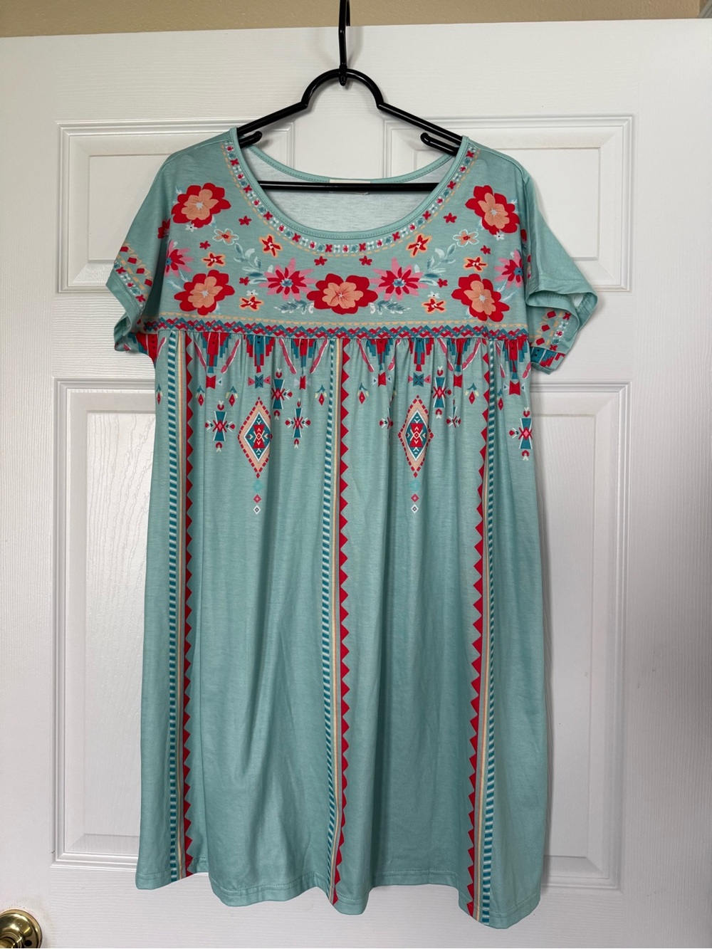 Embroidered Aqua Floral Short-Sleeve Dress